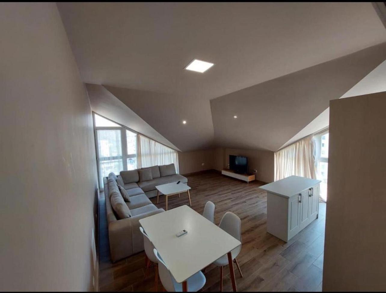 Shengjin Apartaments Extérieur photo
