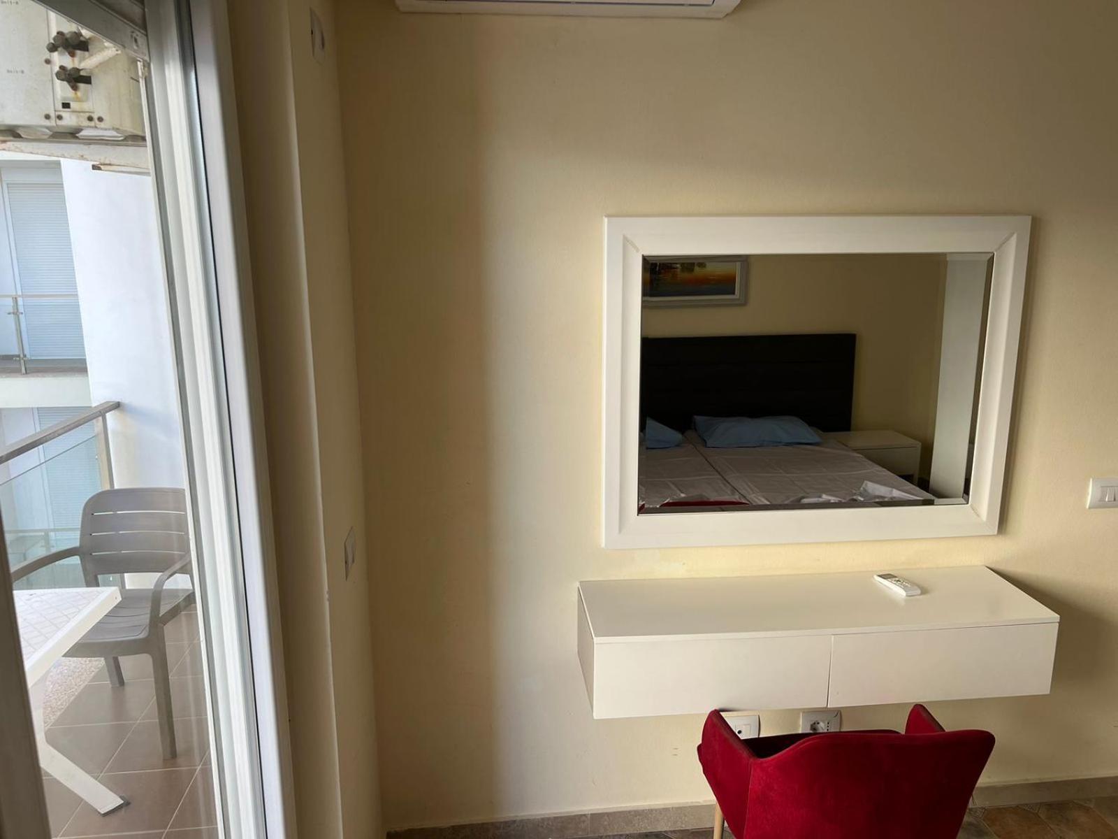 Shengjin Apartaments Extérieur photo